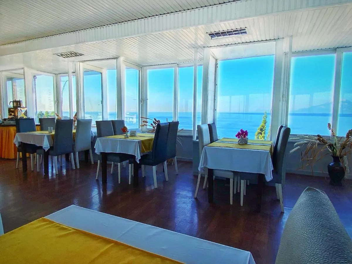 Royal City Hotel Antalya 3*,